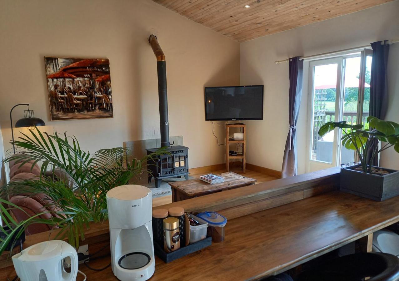 La Gasteboisiere With Swimming Pool And Games Room Le Mesnil-Adelee Exterior foto